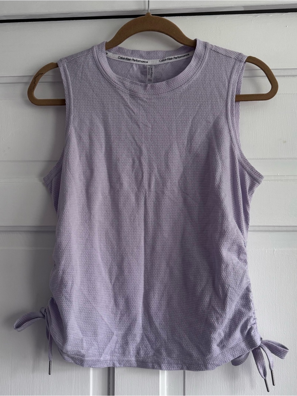Calvin Klein Performance Breathe Women’s Top Lavender Sleeveless Size S